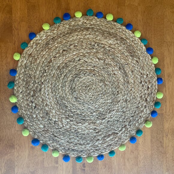 Source Unknown Other - Set of 6 round, jute placemats with colorful pom poms